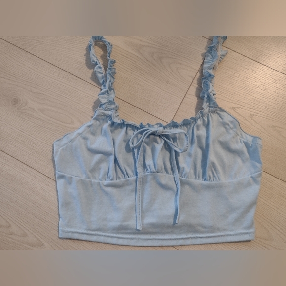 🆕BENCH, HURLEY & SHEIN Surf Shorts & Sports Bra & Ruffle Crop Top BUNDLE!! - Picture 4 of 5